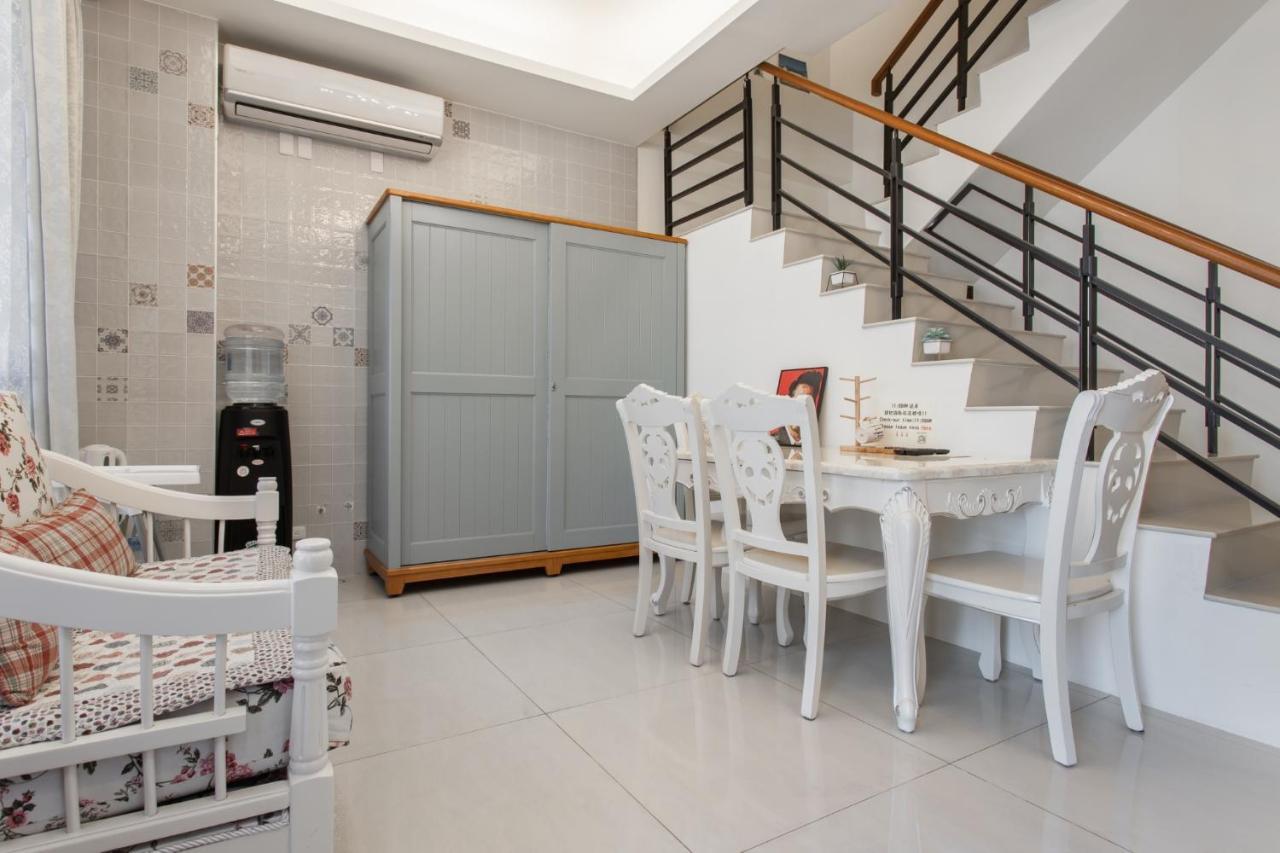 花蓮前站-艾莉小屋電梯民宿 Hualien Extérieur photo